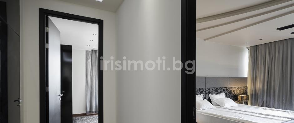 Продава, ТРИСТАЕН, гр. София, бул. България, 232 кв.м., Euro 665 000